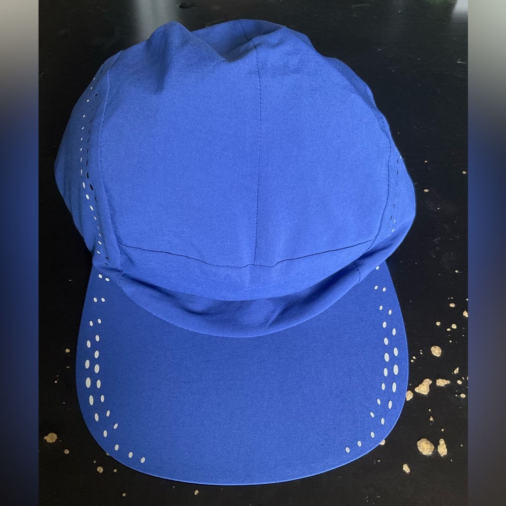 - Lululemon lightweight crushable run hat